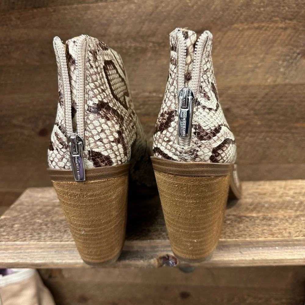 Vince Camuto Snake Print Leather Block Heel Booties – Size 8.5M / 39